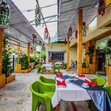 Hotel Valley View - Best For Family Vacations-Conference-Mice Events Chail Exteriér fotografie